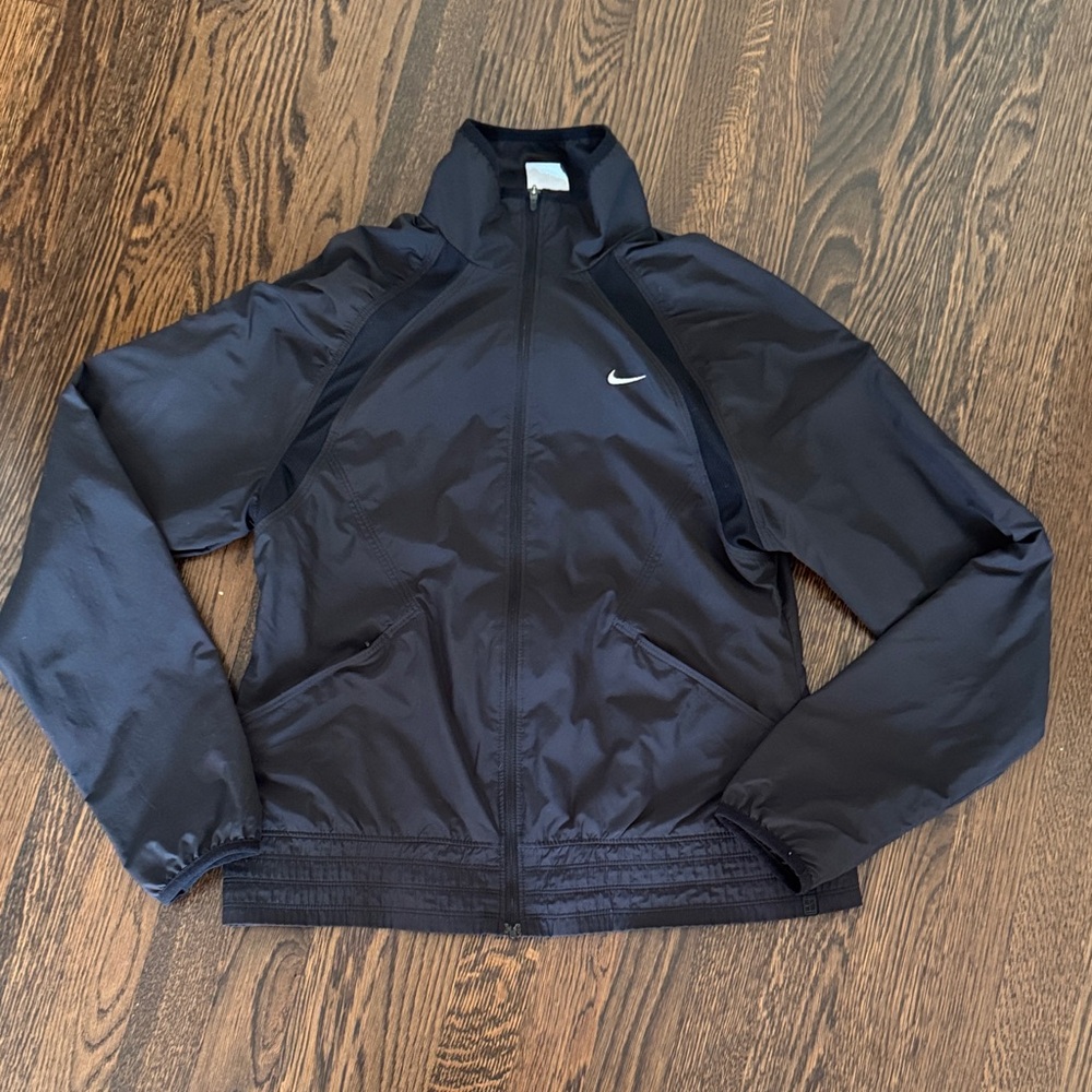 Nike Women’s Black Full-Zip Jacket